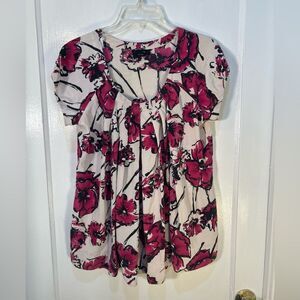 Alfani Womens Size 10 Short Sleeve Pink Floral  on White Blouse 100% Silk